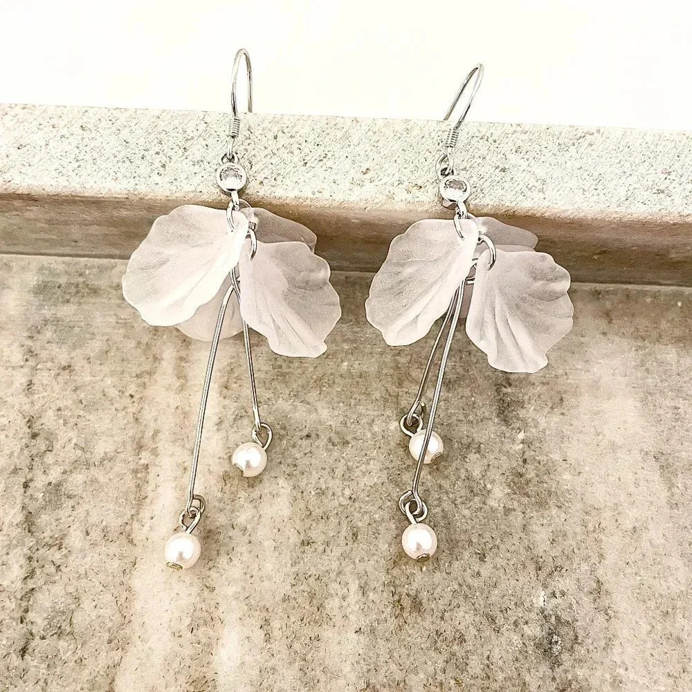 925 Sterling Silver White Flower Petal Drop Earrings Floral Earrings
